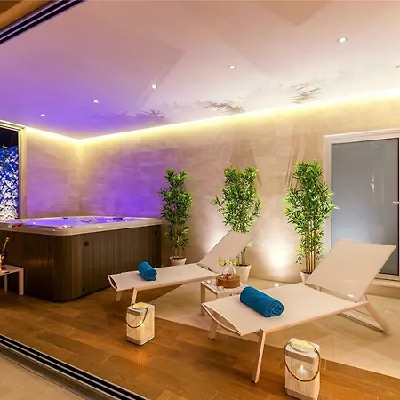 Sea Breeze Apartament *